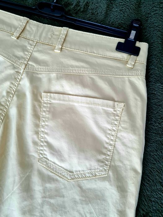 Pantaloni cumpărați din Germania, Made in Romania
