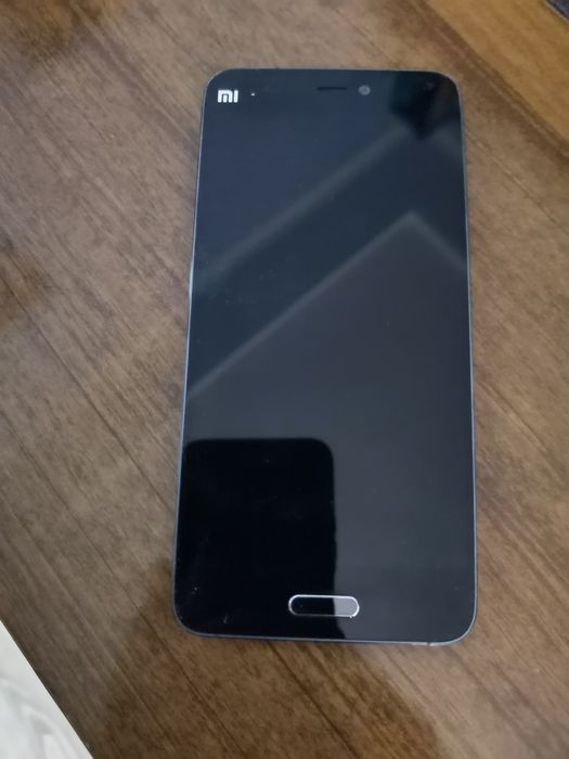 Смартфон Xiaomi Mi 5 - 16Gb
