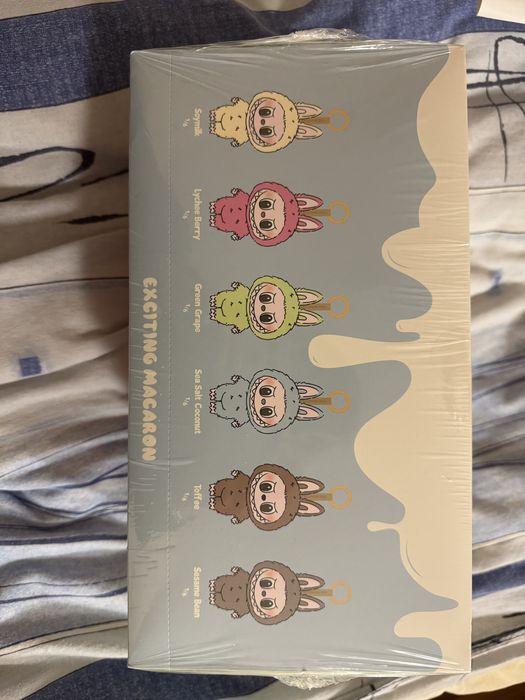 Labubu/Лабубу Exiting Macaron,PinforLove, Big into energy, Have a seat