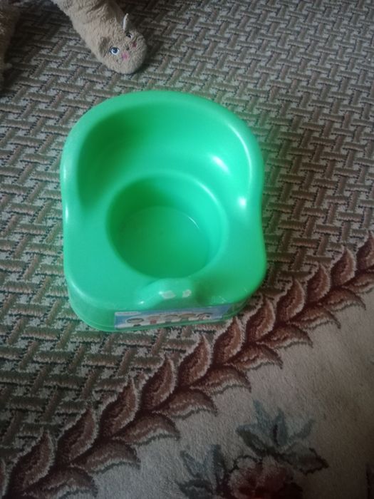 Продам горшок в нормальном состоянии