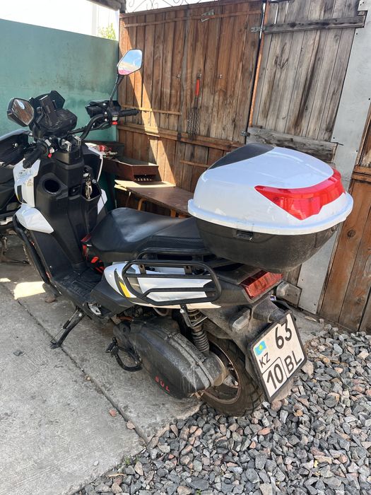 Продам скутер танк