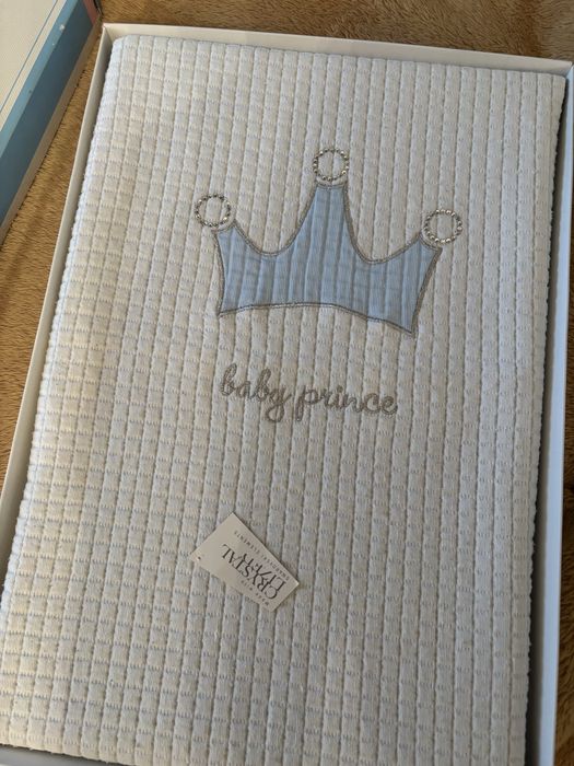 Бебешки пелени и чаршафи Pierre Cardin с елементи Swarovski