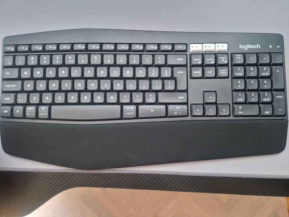 Мишка Logitech g pro и клавуатура k850(100евро комплект)