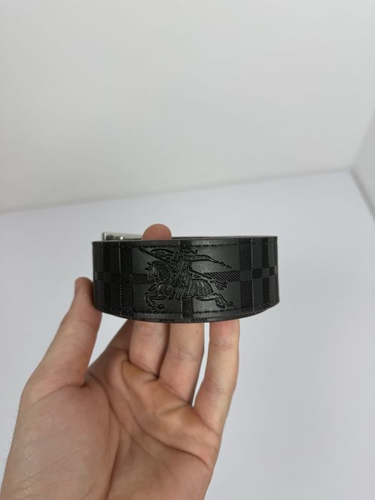 Curea Burrbery neagra bej