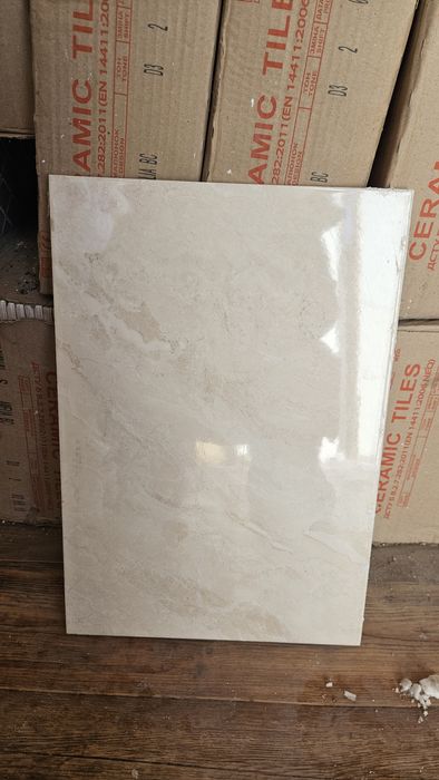 Плитка 275×400 новая