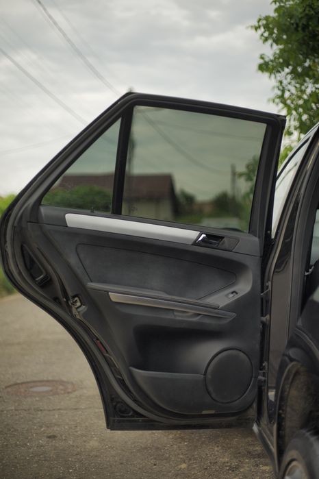 Usa stanga dreapta fata spate Mercedes ML W164 negru capota aripa bara