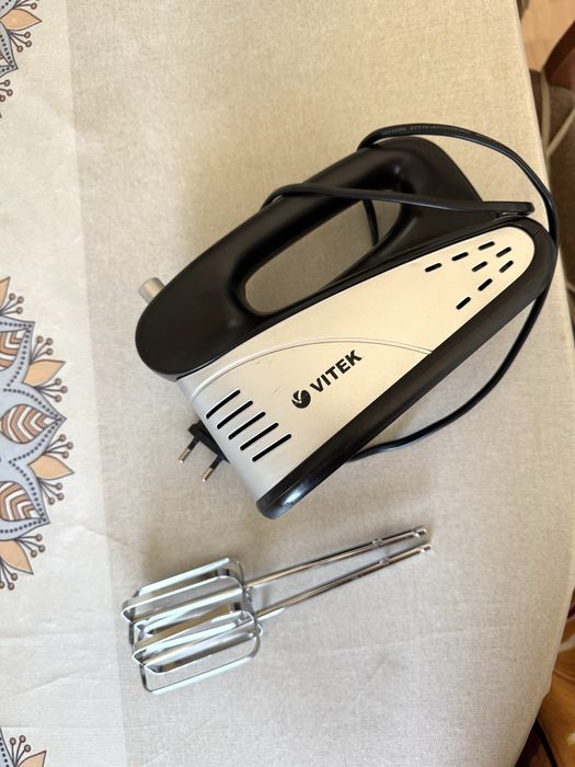 Для кухни , посуды разные