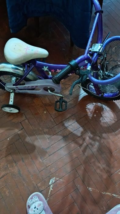 Две колела за момиче и момче