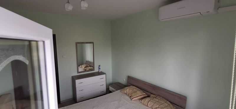 Дава се под наем Двустаен апартамент в Бургас, Меден рудник - зона Б - 70 кв.м за 200 € - Снимка #11