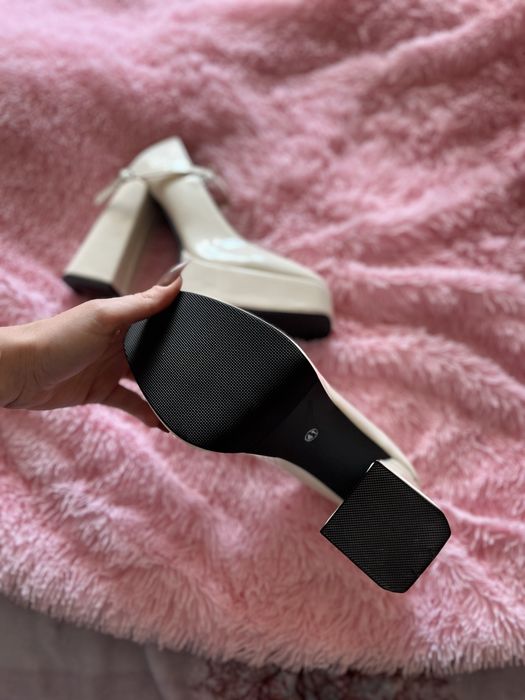 Продам каблуки братц