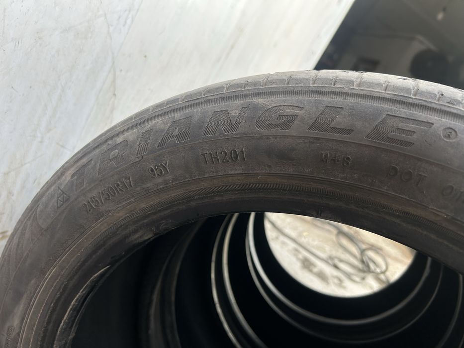 Продам резину triangle