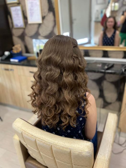 Coafeza la domiciliu + make-up pentru evenimente