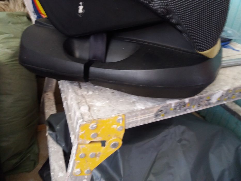 Столче за кола за дете 0-18кг