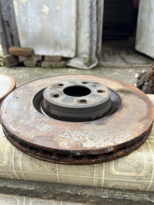 Спирачни дискове свалени от Audi А7 BTDI