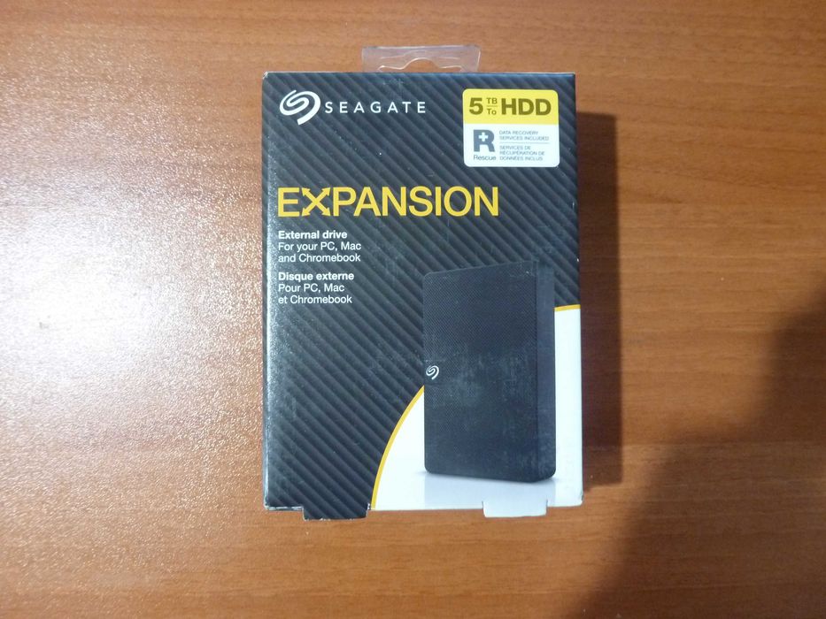 Нови 5 TB Seagate и 2 TB WD външни USB 3.0 хард-дискове, с гаранция
