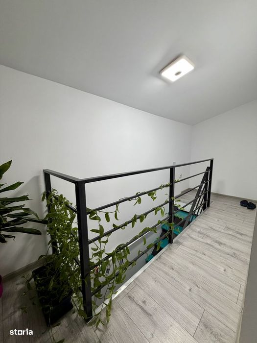 Apartament de 4 camere pe 2 nivele, 120 MP, 2 bai, zona Stejarului