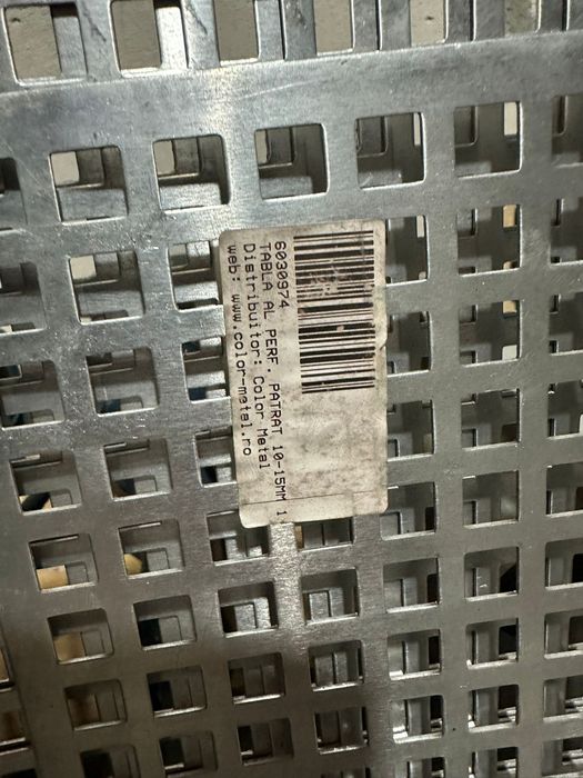 Tabla aluminiu perforata