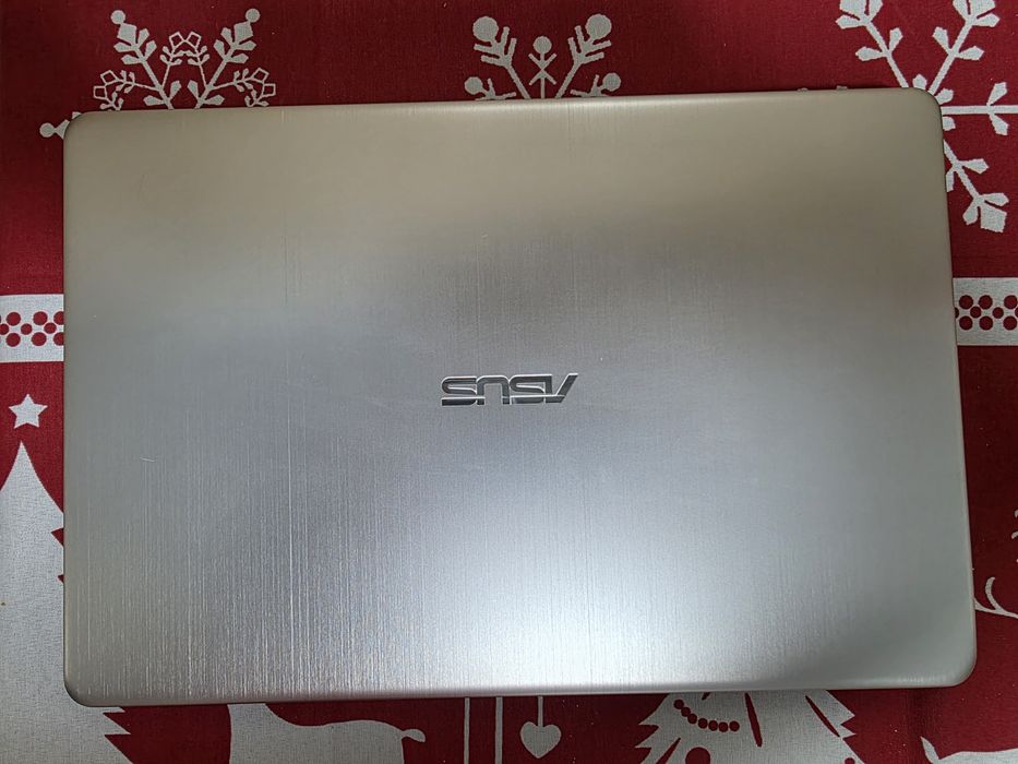 Laptop ASUS VivoBook S510UQ i7 | 16GB Corsair | SSD Samsung 256 + 1 TB
