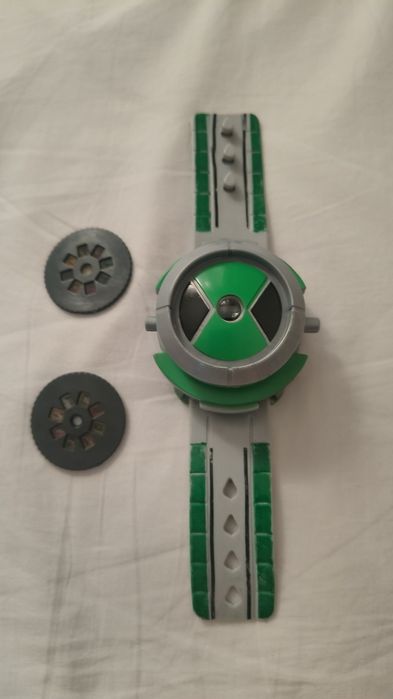 OMNITRIX Ceas proiector Ben10, jucarie interactiva, 2 carduri, 21x5.5x4cm