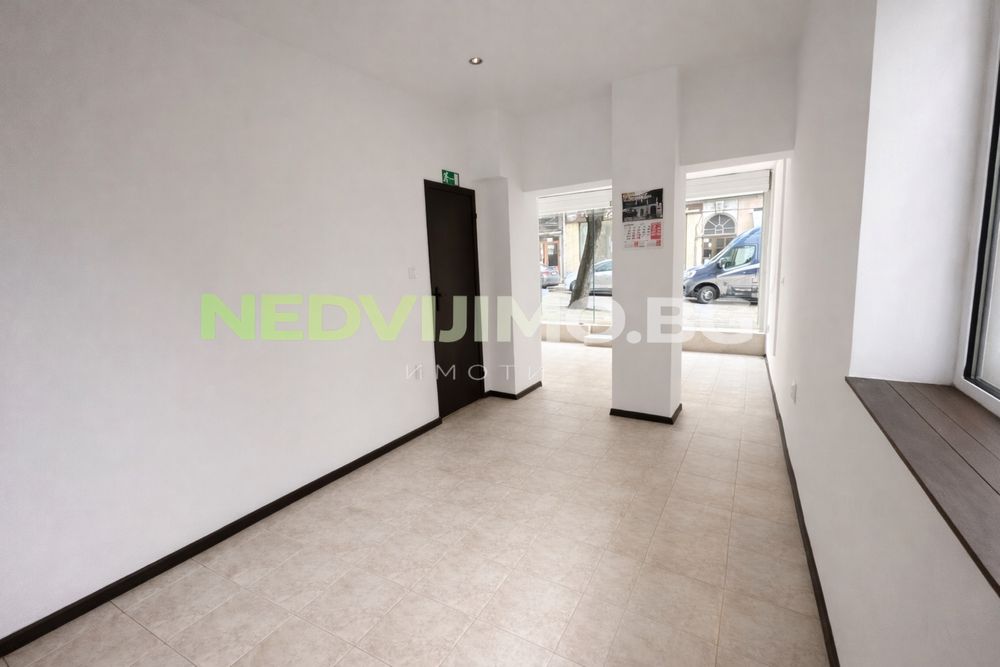 Офис/Магазин под наем в Гръцка Махала