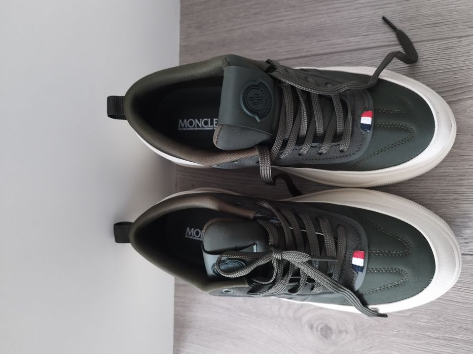 Adidaș,i moncler monpulse