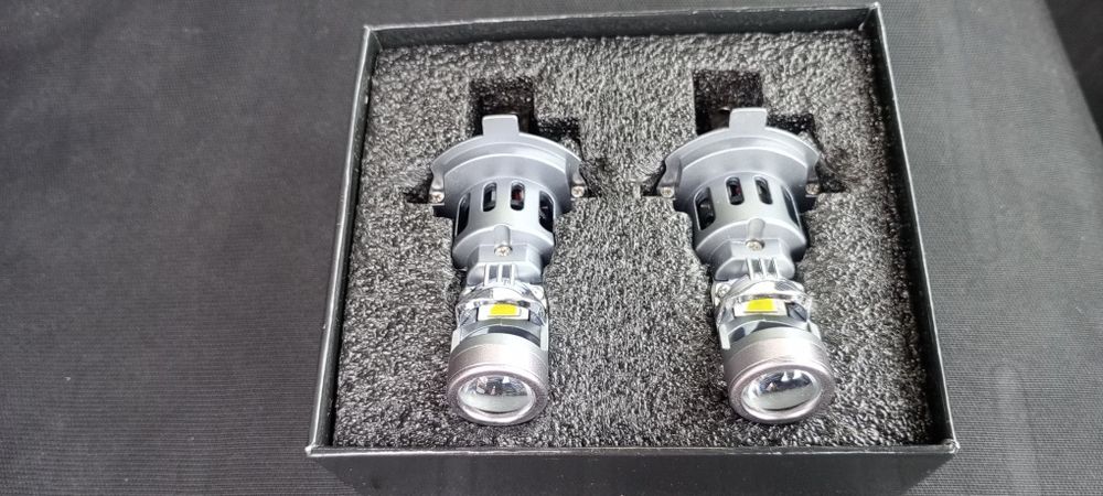 Set 2 becuri H4 led cu lupă canbus