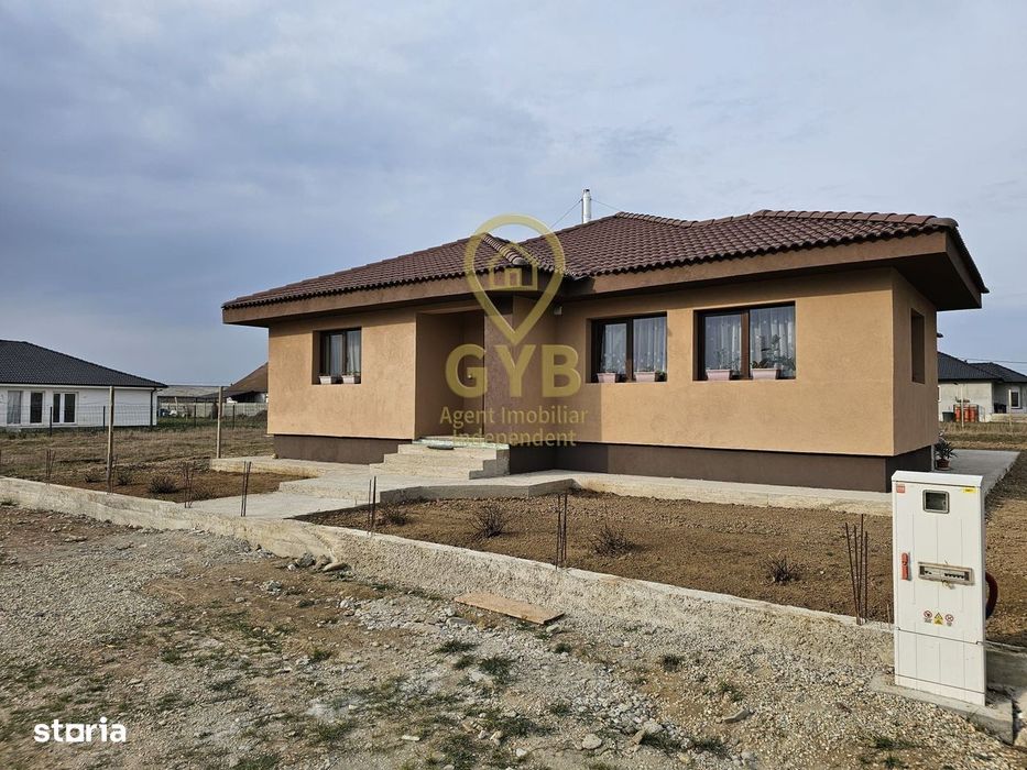 Casă nouă, moderna, complet mobilată, în Alparea