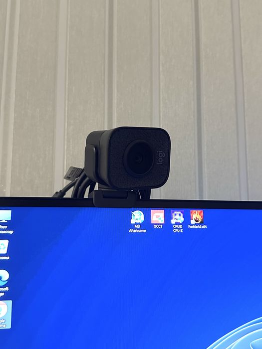 Камера для стримов Logitech Streamcam