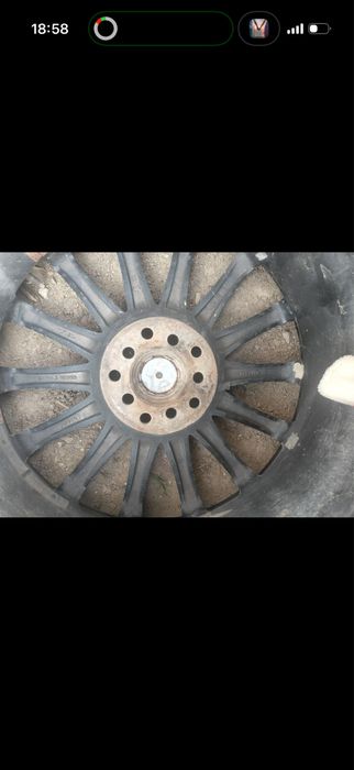 Диски вместе с резиной.