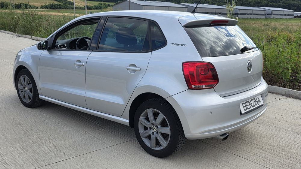 VOLKSWAGEN Polo 2010 — imagine 5