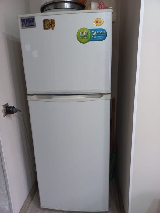 Продается Холодильник LG