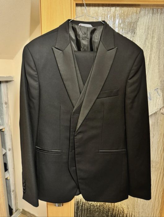 Costum de mire negru