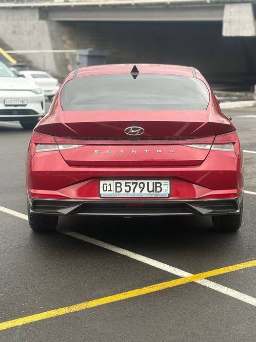 Hyundai elantra 2021