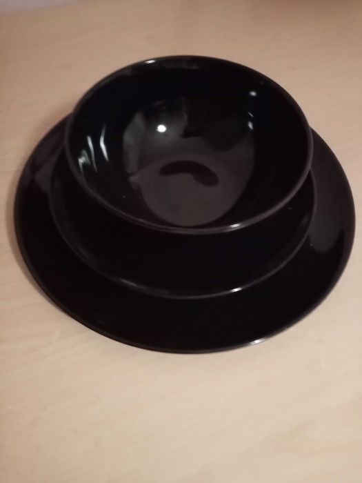 Продам набор тарелок Икеа