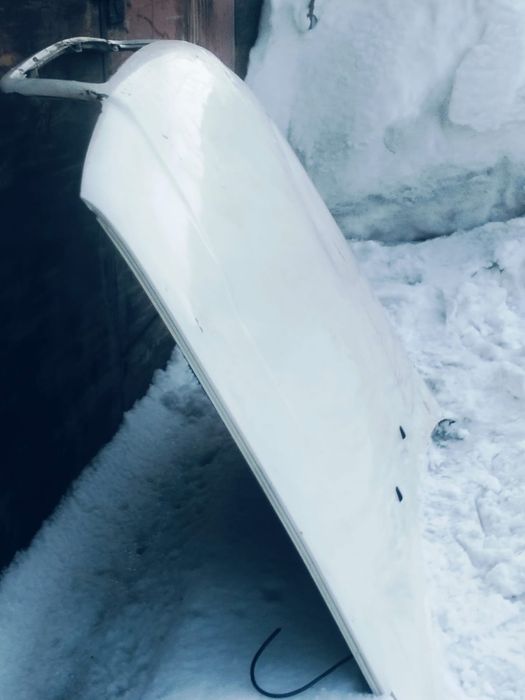 Продается капот Ауди 100 с4