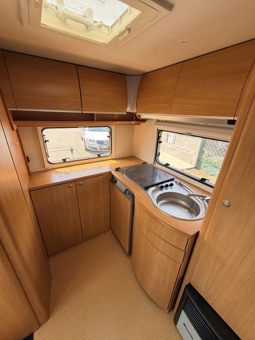Rulota Home-Car 40,an 2003,2-3persoane,baie cadita dus wc fix,dus