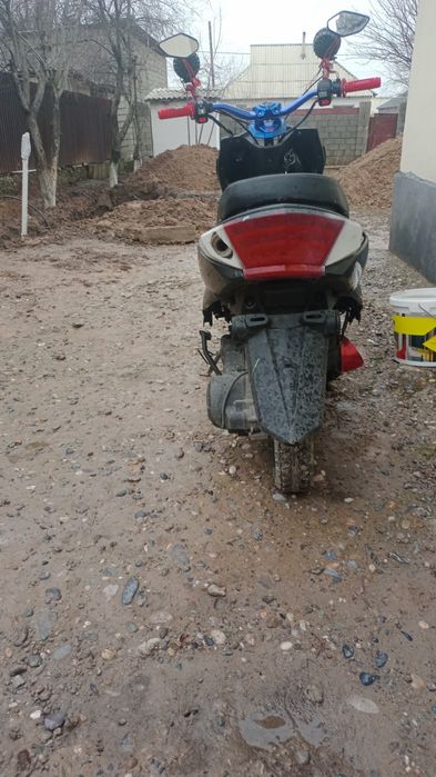 Мопед М8 80к обмен на айфон