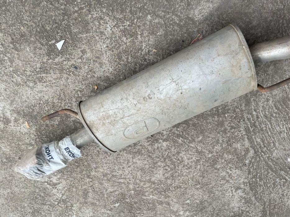 Генерация Фолксваген Голф 3  
Посочената цена е за