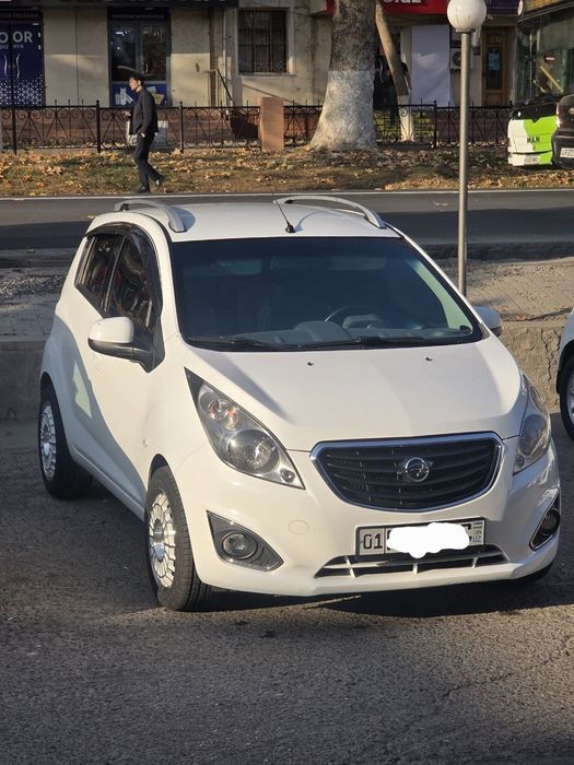 Продам Spark 2018 R2 A/T не битая