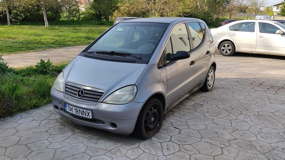 Vând Mercedes A Klass
