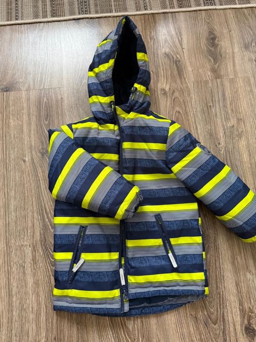 Продам куртку зима