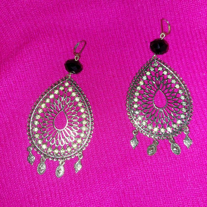 Продам новые серьги