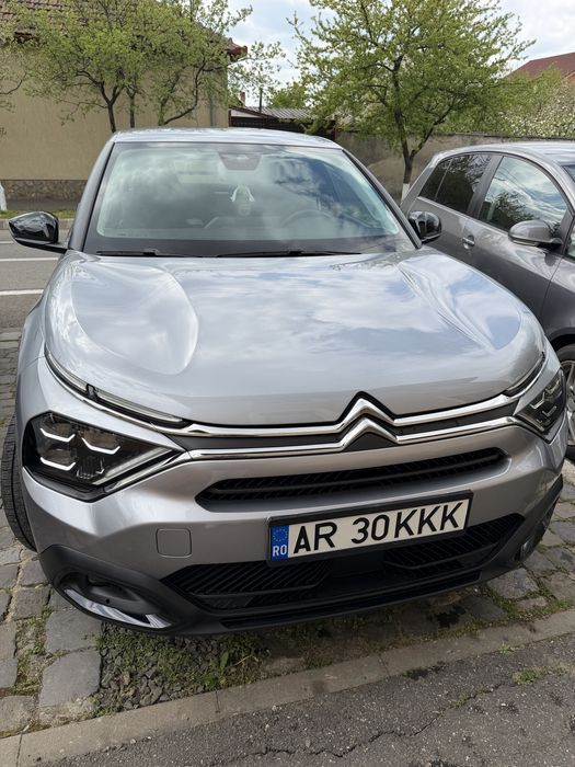 Citroen C 4 an 2022 1.2 benzina
