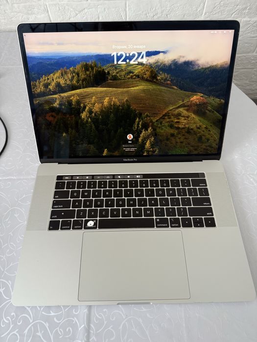 Macbook Pro 15 дюймов 2018
