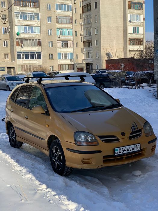 Продам Ниссан Тино 1999