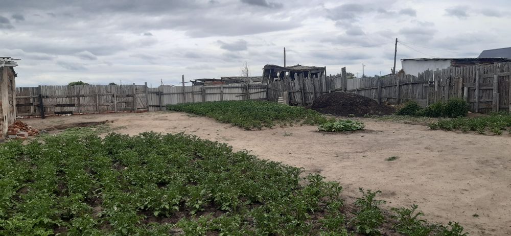 Земельный участок