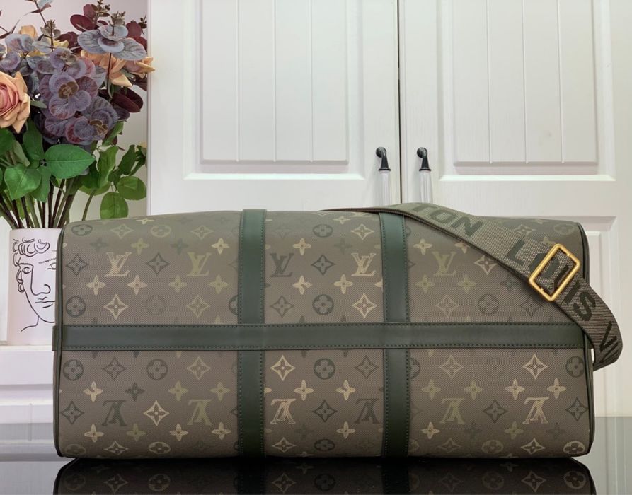 сак Louis Vuitton