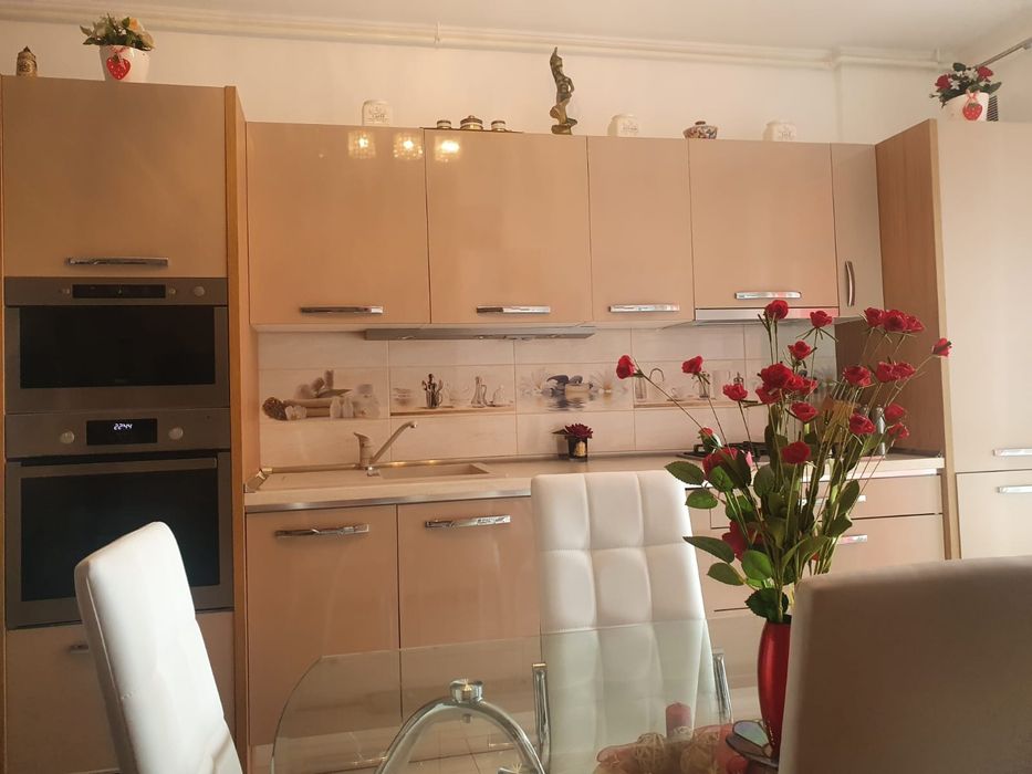 Apartament Lux  Oradea  ARED