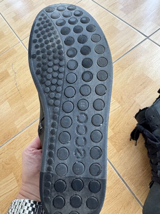 Ботинки ECCO р38утепленные