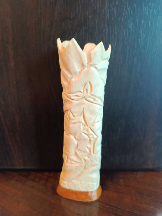 Карандашница. Авторская работа Резьба по кости.